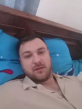 hugedickedd online show from April 7, 2026, 6:58 am