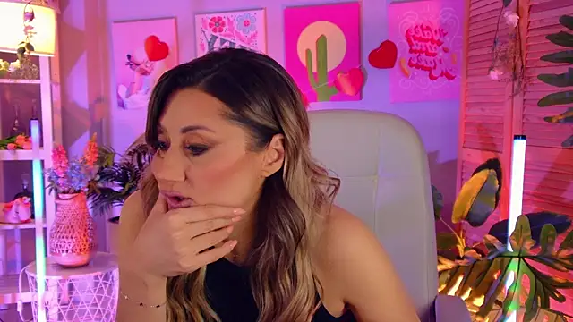 SarahAlluring online show from February 26, 2026, 12:37 pm