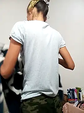 Sexi girl29 online show from April 16, 2026, 11:11 am