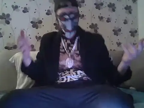 Snapshot of ThePython666 chatting on March 13, 2025, 2:05 am ThePython666 online show from March 13, 2025, 2:05 am