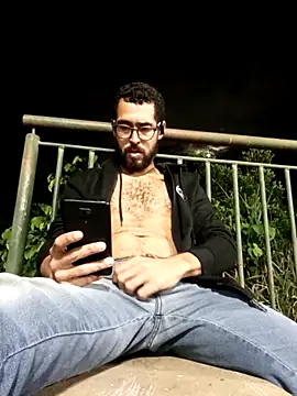 pdasgyn online show from March 31, 2026, 10:10 pm