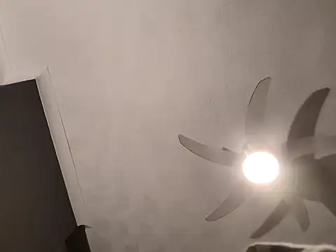 Snapshot of Nick-Ox chatting on March 18, 2025, 8:59 pm Nick-Ox online show from March 18, 2025, 8:59 pm