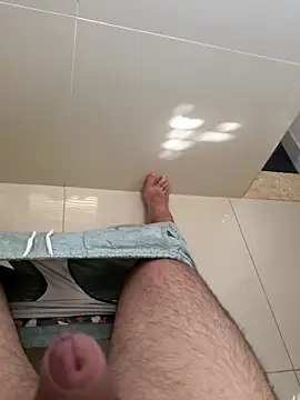 Snapshot of blancoleon14 chatting on September 15, 2025, 11:21 am blancoleon14 online show from September 15, 2025, 11:21 am