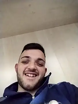 Francescodicristina44 online show from April 15, 2026, 6:48 pm