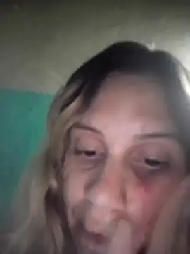 VictoriaLuxe online show from October 31, 2025, 10:33 pm