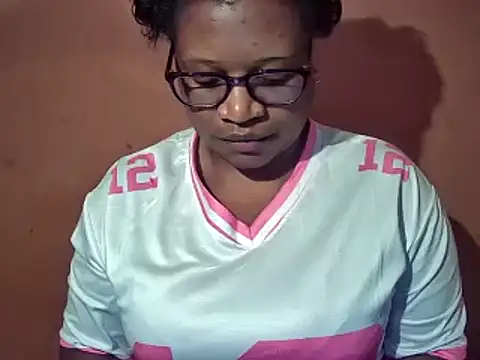 sexyamanda  online show from November 11, 2025, 11:05 pm