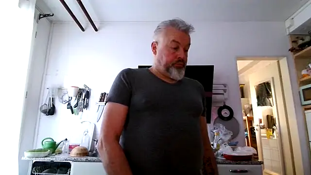 Berg Boy online show from February 26, 2026, 7:18 am