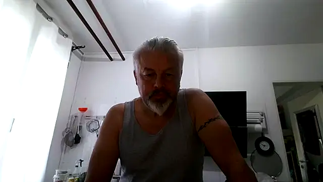 Berg Boy online show from July 11, 2026, 4:48 am