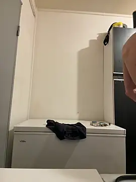 Hugo34bg online show from February 28, 2026, 3:07 am