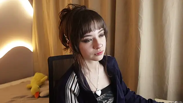 Miyuki wolf online show from February 11, 2026, 9:09 pm