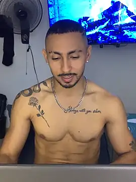 Snapshot of NicolasChest_xxx chatting on July 4, 2026, 11:44 pm NicolasChest xxx online show from July 4, 2026, 11:44 pm