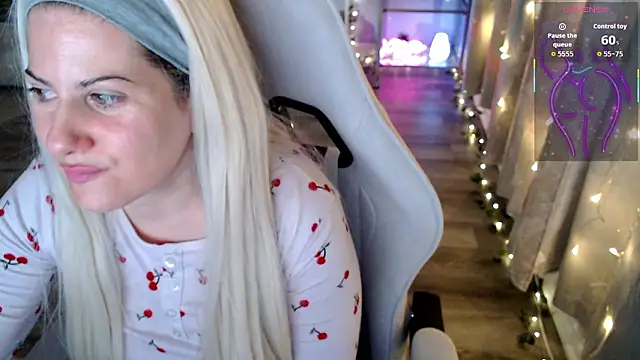 Snapshot of BellaStar84 chatting on March 5, 2026, 11:28 am BellaStar84 online show from March 5, 2026, 11:28 am