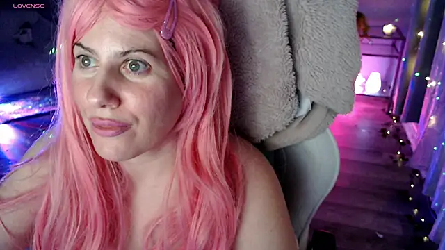 Snapshot of BellaStar84 chatting on March 15, 2026, 3:34 am BellaStar84 online show from March 15, 2026, 3:34 am