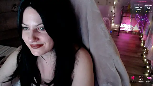 Snapshot of BellaStar84 chatting on March 31, 2026, 8:04 am BellaStar84 online show from March 31, 2026, 8:04 am