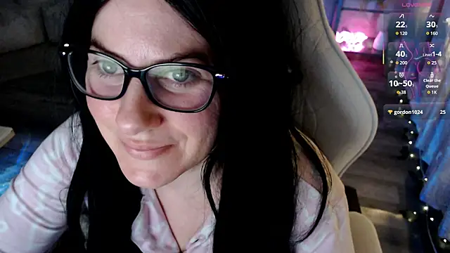 Snapshot of BellaStar84 chatting on April 15, 2026, 7:15 am BellaStar84 online show from April 15, 2026, 7:15 am