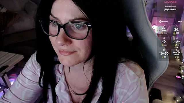 Snapshot of BellaStar84 chatting on April 16, 2026, 7:20 am BellaStar84 online show from April 16, 2026, 7:20 am