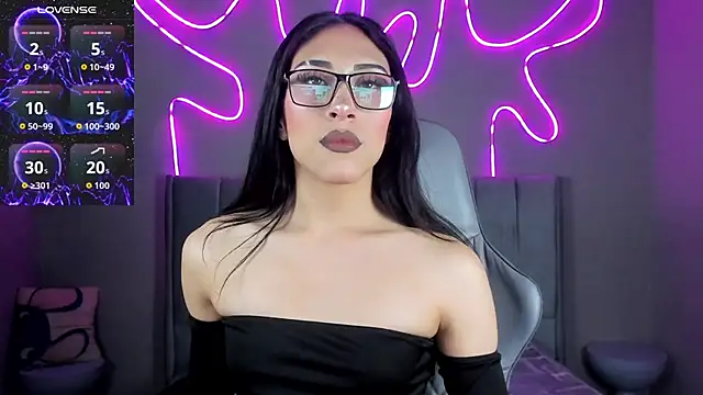 Snapshot of madison__rey chatting on November 21, 2025, 4:44 am madison rey online show from November 21, 2025, 4:44 am