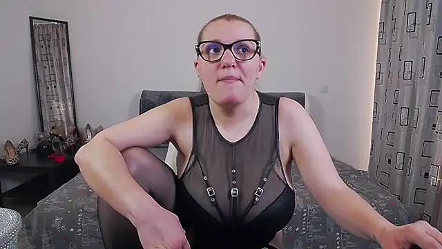 SharronAlexa online show from April 1, 2026, 2:25 pm