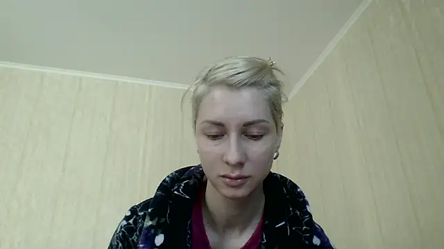 Snapshot of _Black-Panther_ chatting on June 19, 2026, 8:18 am Black-Panther online show from June 19, 2026, 8:18 am