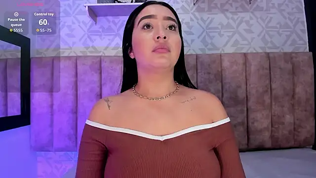 MelinaCruz online show from September 13, 2025, 4:01 am