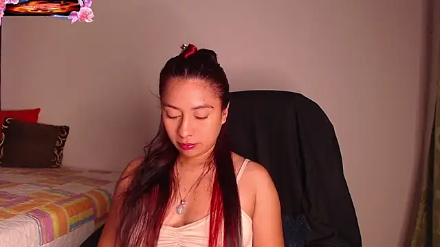 Snapshot of yes0225 chatting on October 13, 2025, 3:23 pm yes0225 online show from October 13, 2025, 3:23 pm