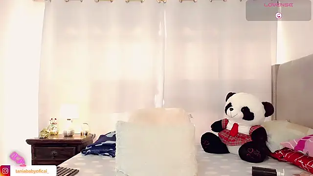 Snapshot of taniababy chatting on April 7, 2026, 1:00 pm taniababy online show from April 7, 2026, 1:00 pm