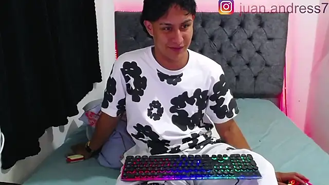 Stone grey1  online show from November 4, 2025, 6:34 am