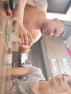 yourflowerpink online show from October 23, 2025, 6:45 am