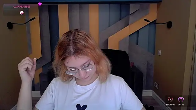 AngelinaLow online show from January 12, 2026, 12:32 pm