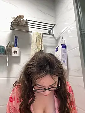 aa520uv online show from March 23, 2026, 2:37 am