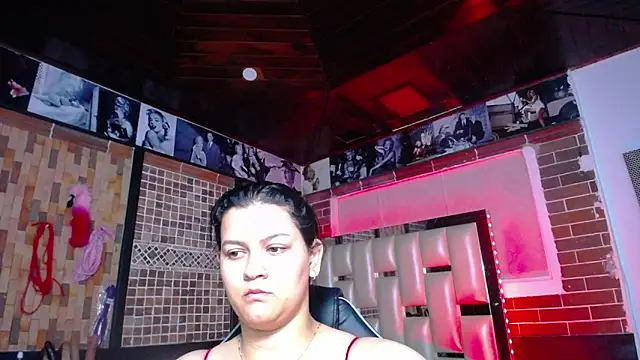 kriss sweetboobs10 online show from April 8, 2026, 12:49 pm