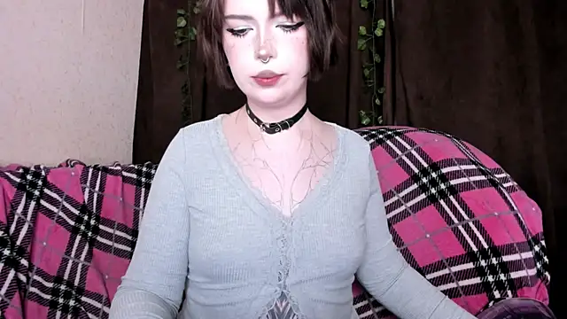 amelia mays xx online show from May 17, 2026, 8:27 pm