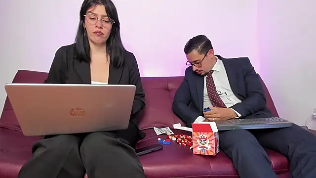 pleasurecompany3 online show from September 25, 2025, 8:23 pm