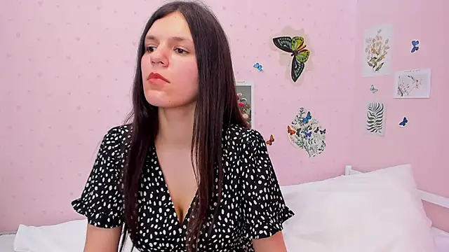 Snapshot of DevonaGrooms chatting on March 16, 2025, 9:38 am DevonaGrooms online show from March 16, 2025, 9:38 am