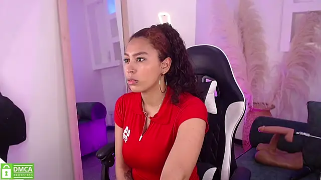 dayancarolina  online show from September 8, 2025, 7:57 pm