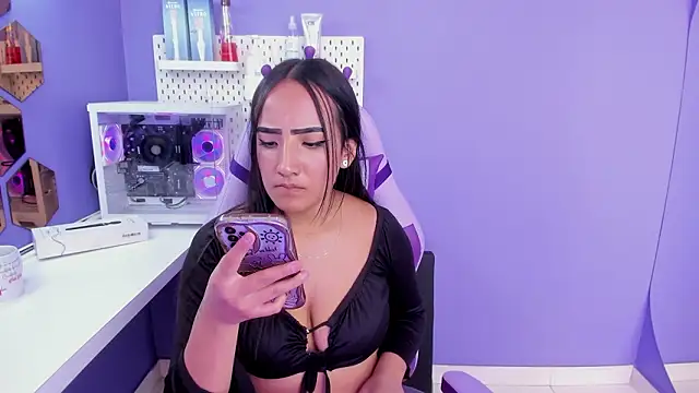 Alice 26  online show from March 3, 2026, 2:23 pm