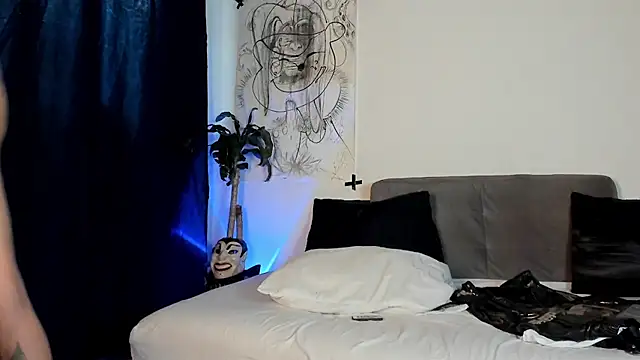Giotrashy online show from June 12, 2026, 7:46 pm