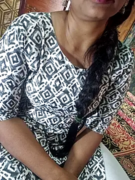 Shalini telugu09 online show from November 26, 2025, 7:53 am