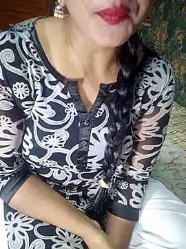 Snapshot of Shalini_telugu09 chatting on July 22, 2026, 9:12 am Shalini telugu09 online show from July 22, 2026, 9:12 am