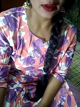 Snapshot of Shalini_telugu09 chatting on July 24, 2026, 4:49 pm Shalini telugu09 online show from July 24, 2026, 4:49 pm