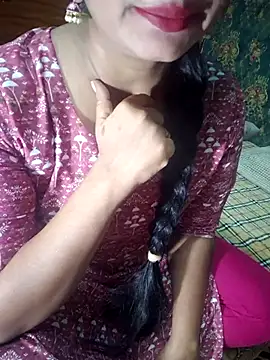 Snapshot of Shalini_telugu09 chatting on July 26, 2026, 5:53 pm Shalini telugu09 online show from July 26, 2026, 5:53 pm