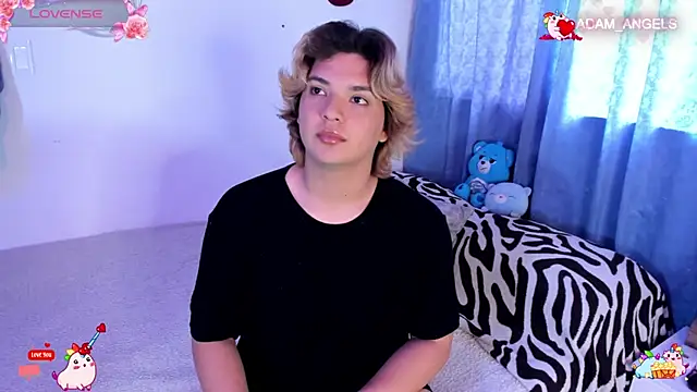 adam angelssss online show from April 21, 2026, 5:39 pm