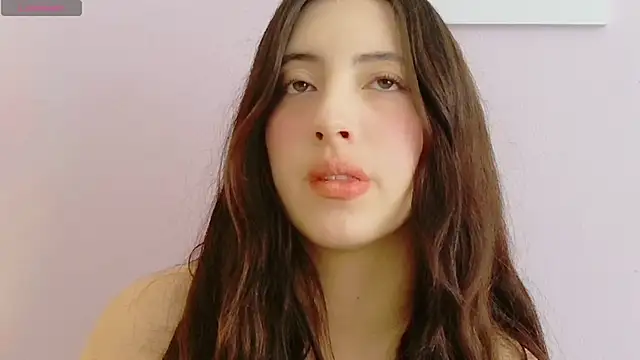 Snapshot of Rebbecawhite_meow chatting on June 7, 2026, 4:22 pm Rebbecawhite meow online show from June 7, 2026, 4:22 pm