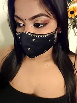 Snapshot of Tamil_hot_whiskey_girl chatting on May 3, 2026, 7:20 pm Tamil hot whiskey girl online show from May 3, 2026, 7:20 pm