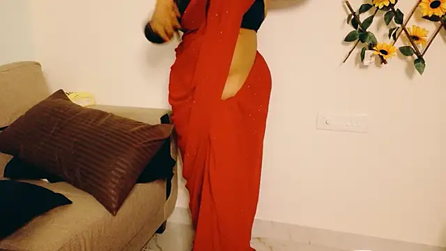 Snapshot of Tamil_hot_whiskey_girl chatting on May 21, 2026, 10:33 am Tamil hot whiskey girl online show from May 21, 2026, 10:33 am
