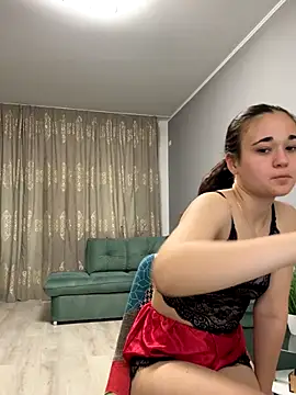 Snapshot of 18teengirl3 chatting on October 7, 2025, 10:56 am 18teengirl3 online show from October 7, 2025, 10:56 am