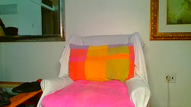 Snapshot of ModelZoee chatting on March 16, 2026, 6:23 pm ModelZoee online show from March 16, 2026, 6:23 pm