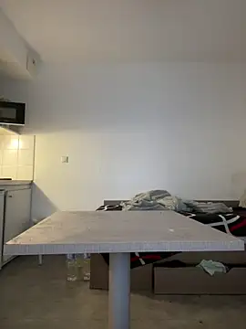 Renoirmonter online show from February 7, 2026, 2:32 pm