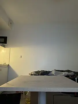 Renoirmonter online show from March 31, 2026, 10:32 pm