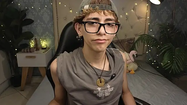 Snapshot of Matty_Sparkk chatting on February 28, 2026, 1:01 pm Matty Sparkk online show from February 28, 2026, 1:01 pm